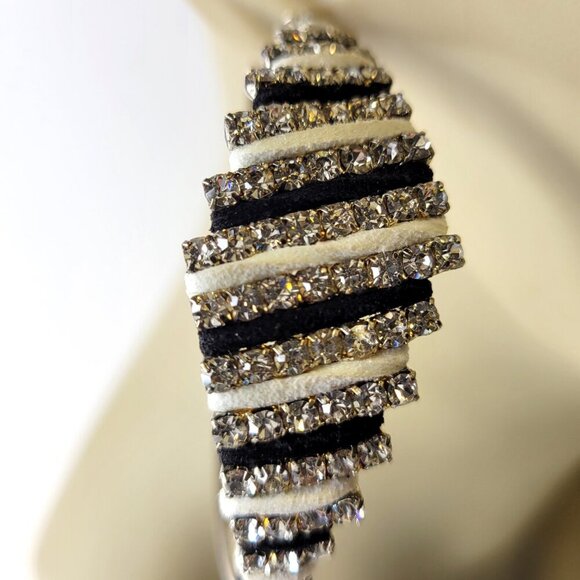 Black and White Hoop Earrings With Crystals - Picture 5 of 7